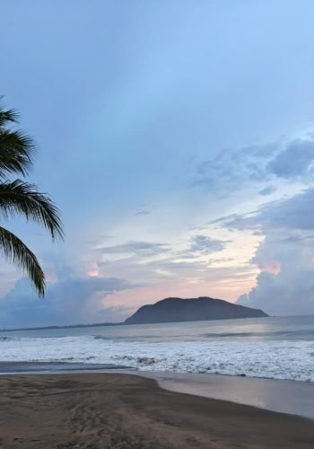 WhatsApp Image 2025-10-18 at 14.14.09